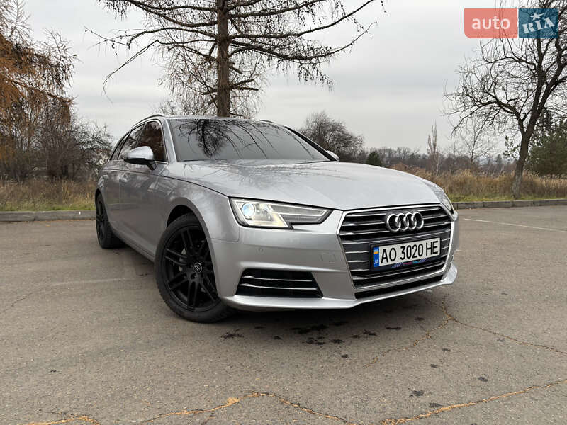 Универсал Audi A4 2016 в 