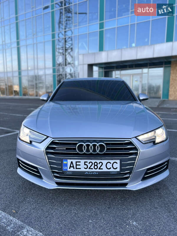 Универсал Audi A4 2016 в Днепре