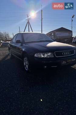 Седан Audi A4 2000 в Кропивницком