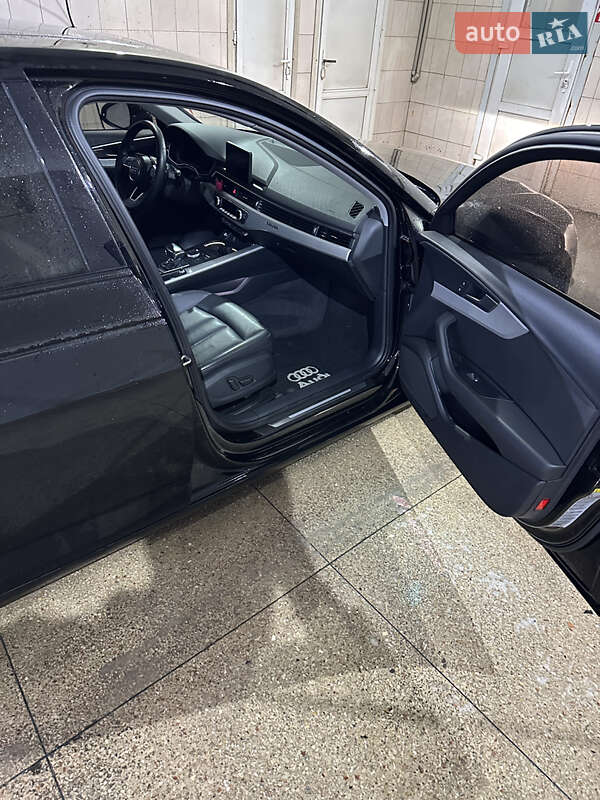 Седан Audi A4 2019 в Сумах