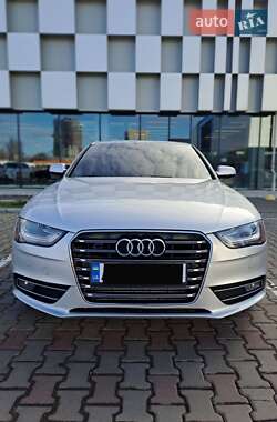 Седан Audi A4 2012 в Одесі