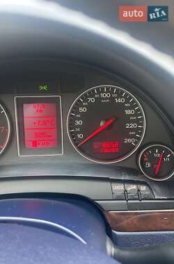 Седан Audi A4 2001 в 