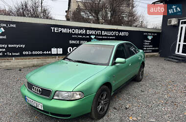 Седан Audi A4 1998 в Одесі