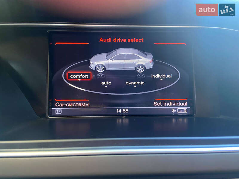 Седан Audi A4 2013 в Львове