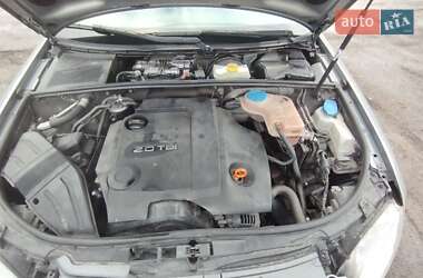 Седан Audi A4 2005 в Днепре