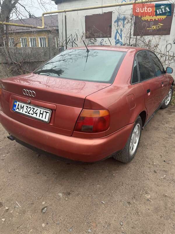 Седан Audi A4 1995 в Коростене фото 6 Седан Audi A4 1995 в Коростене