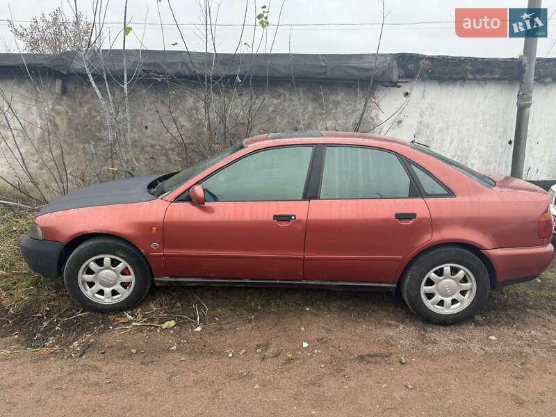 Седан Audi A4 1995 в Коростене фото 2 Седан Audi A4 1995 в Коростене
