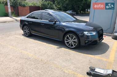 Седан Audi A4 2012 в Одесі