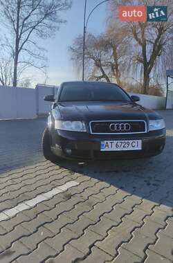 Седан Audi A4 2003 в Снятині