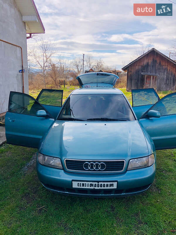 Універсал Audi A4 1998 в Трускавці