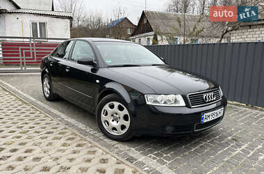 Седан Audi A4 2004 в Звягелі