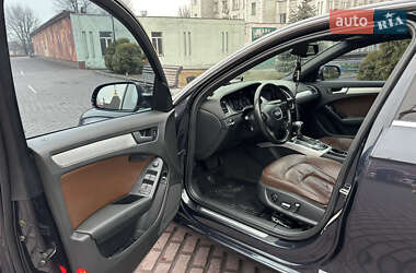 Седан Audi A4 2012 в Киеве