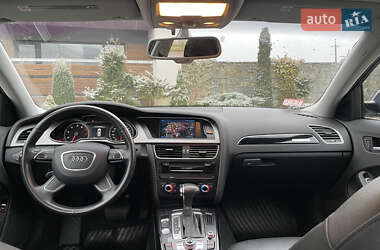 Седан Audi A4 2013 в Стрию