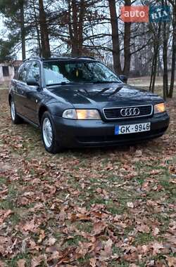 Універсал Audi A4 1999 в Сарнах