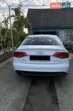 Седан Audi A4 2012 в 