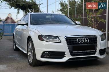 Седан Audi A4 2012 в 