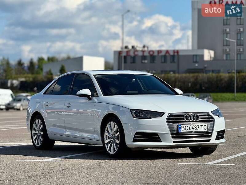 Седан Audi A4 2016 в Львове