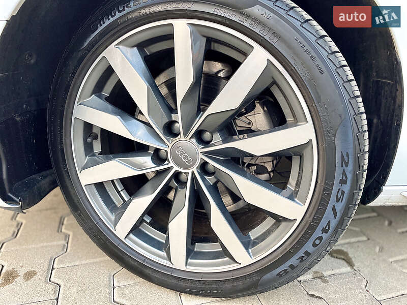 Седан Audi A4 2020 в Києві