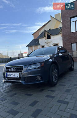 Седан Audi A4 2010 в 