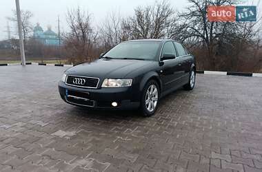 Седан Audi A4 2004 в Сарнах