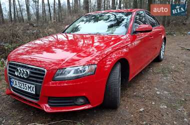 Седан Audi A4 2012 в Киеве