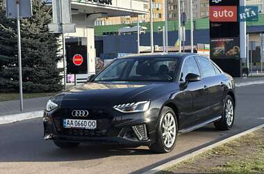 Седан Audi A4 2022 в Киеве