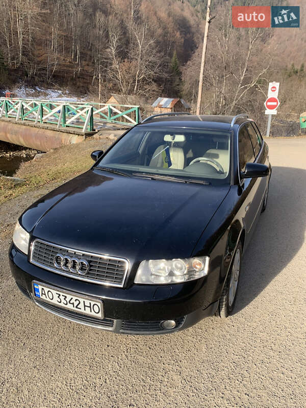 Универсал Audi A4 2003 в Тячеве
