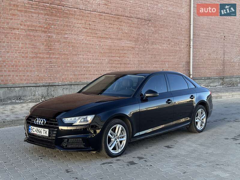 Седан Audi A4 2016 в Львові