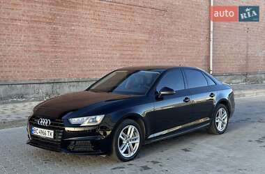 Седан Audi A4 2016 в Львові