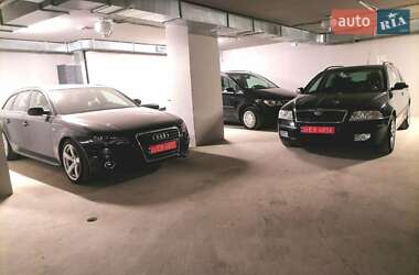 Універсал Audi A4 2011 в Одесі