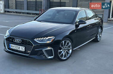 Седан Audi A4 2021 в 