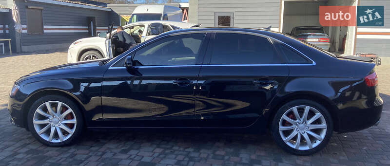 Седан Audi A4 2013 в Ширяево