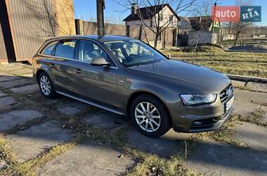 Универсал Audi A4 2015 в 