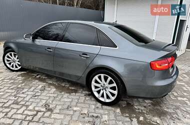 Седан Audi A4 2013 в 