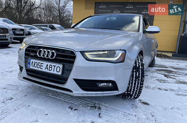 Седан Audi A4 2013 в Львові