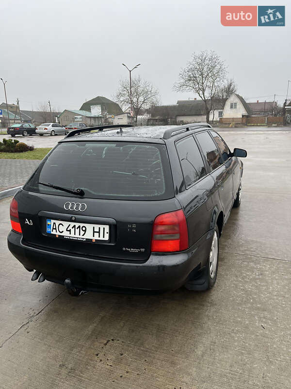 Универсал Audi A4 1998 в Рафаловке
