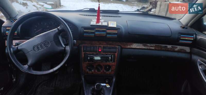 Седан Audi A4 1996 в Новом Ярычеве фото 6 Седан Audi A4 1996 в Новом Ярычеве
