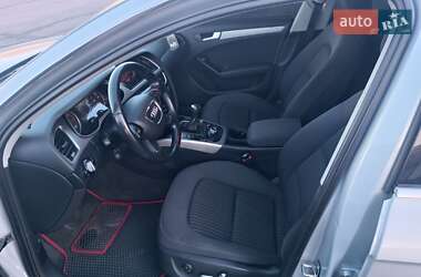 Седан Audi A4 2013 в 