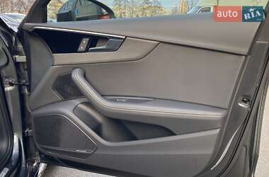 Седан Audi A4 2023 в 