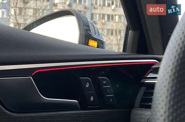 Седан Audi A4 2023 в Києві