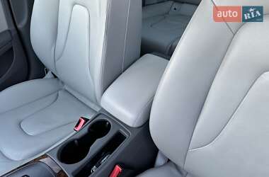 Седан Audi A4 2014 в Луцьку