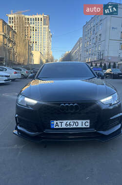 Седан Audi A4 2017 в Киеве