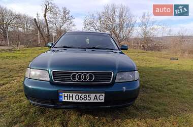 Седан Audi A4 1995 в Ананьїві