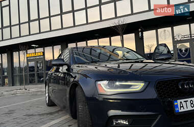 Седан Audi A4 2012 в 