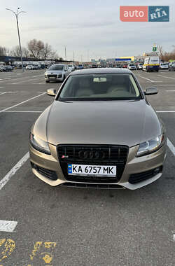 Седан Audi A4 2011 в Києві