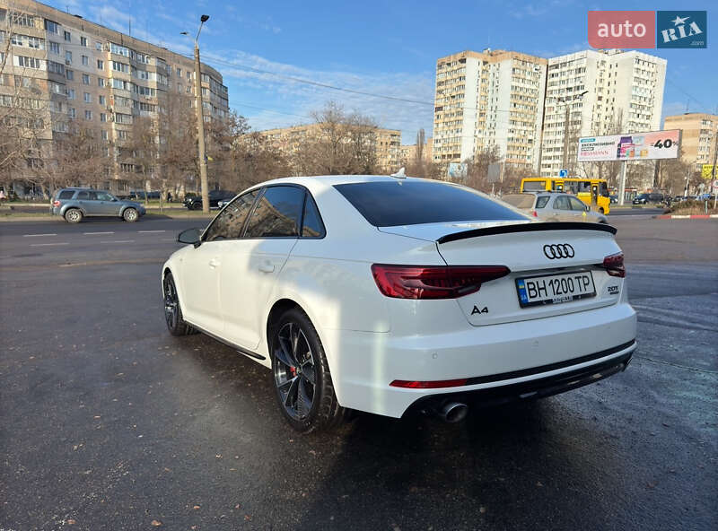 Седан Audi A4 2016 в Одессе