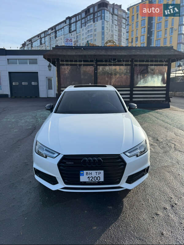 Седан Audi A4 2016 в Одессе