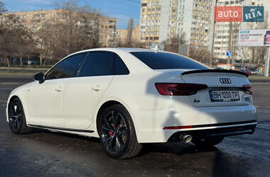 Седан Audi A4 2016 в 