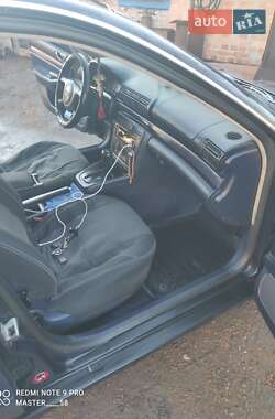 Седан Audi A4 1998 в 