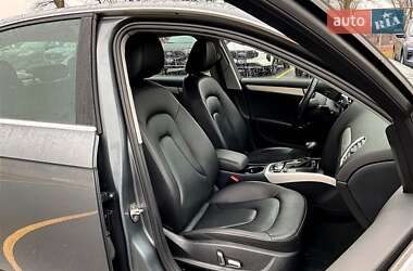 Седан Audi A4 2015 в 